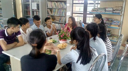 Hoạt động Thiền trà của CLB Sách và Hành động Trường THPT Tiến Thịnh